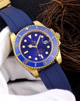 SUBMARINER DATE 40 GOLD CASE RUBBER STRAP