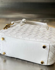 BV GETAWAY SMALL 23CM WHITE LAMBSKIN