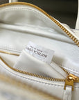 BV GETAWAY SMALL 23CM WHITE LAMBSKIN