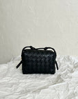 BV LOOP MINI 17CM BLACK CALFSKIN