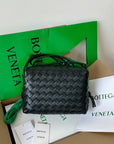 BV LOOP SMALL 23CM BLACK CALFSKIN
