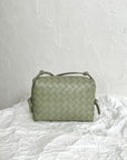 BV LOOP SMALL 23CM KHAKI CALFSKIN