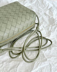 BV LOOP SMALL 23CM KHAKI CALFSKIN