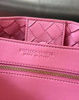 BV MEDIUM ANDIAMO 32CM PINK LAMBSKIN