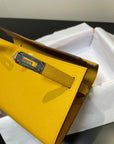 kelly to go wallet 20.5 yellow epsom silver hardware