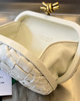 KNOT 19 IN WHITE LAMBSKIN