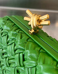 KNOT 19 IN EMERALD GREEN LAMBSKIN