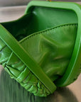 KNOT 19 IN EMERALD GREEN LAMBSKIN