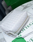 BV LOOP SMALL 23CM WHITE CALFSKIN