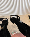 LP 25C Mindil Sandal Black Suede 208092