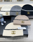 BEANIE HAT IN WHITE WOOL 419782