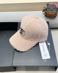 BASEBALL HAT IN LIGHT PINK LAMB FUR 424252