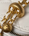 CC VANITY CASE 11 WHITE LAMBSKIN GOLD HARDWARE