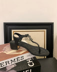 CC 25 Thong Sandal Double C Leather