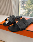 HM 25C Oran sandal Black Leather 202828