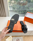 HM 25C Oran sandal Black Leather 202828