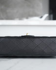 CLASSIC FLAP 25 BLACK LAMBSKIN LIGHT GOLD HARDWARE
