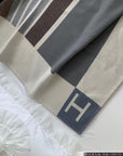 HM Avalon Throw Blanket Ecru Gris Wool Cashmere