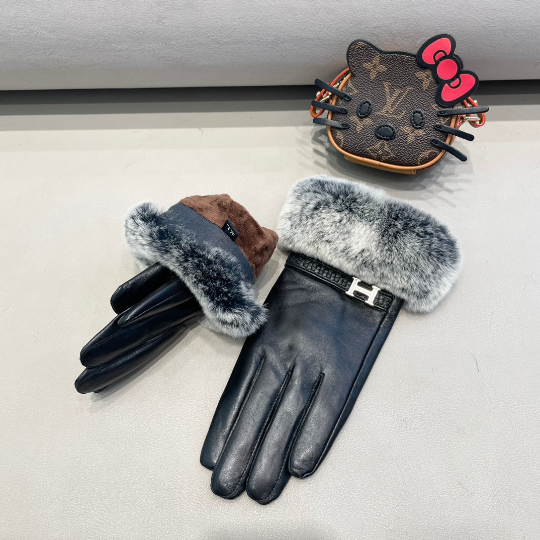 HM Glove In Black Lambskin With Rabbit Fur Lining 353541