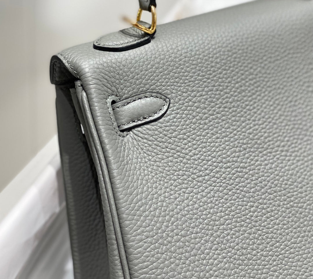 HM KELLY 25CM GRAY TOGO GOLD HARDWARE