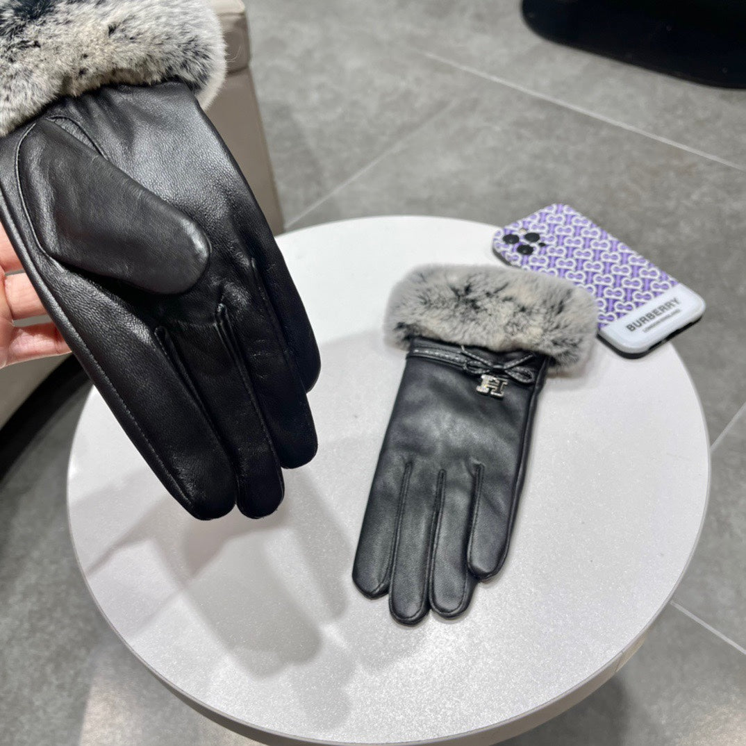 HM Glove In Black Lambskin With Rabbit Fur Lining 113709