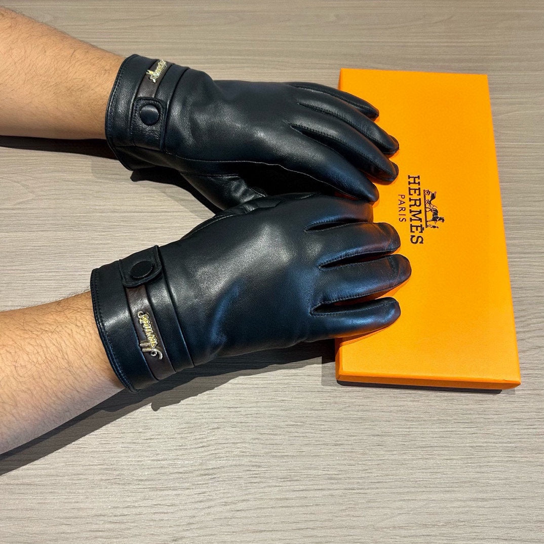 HM Glove Black Lambskin 432640