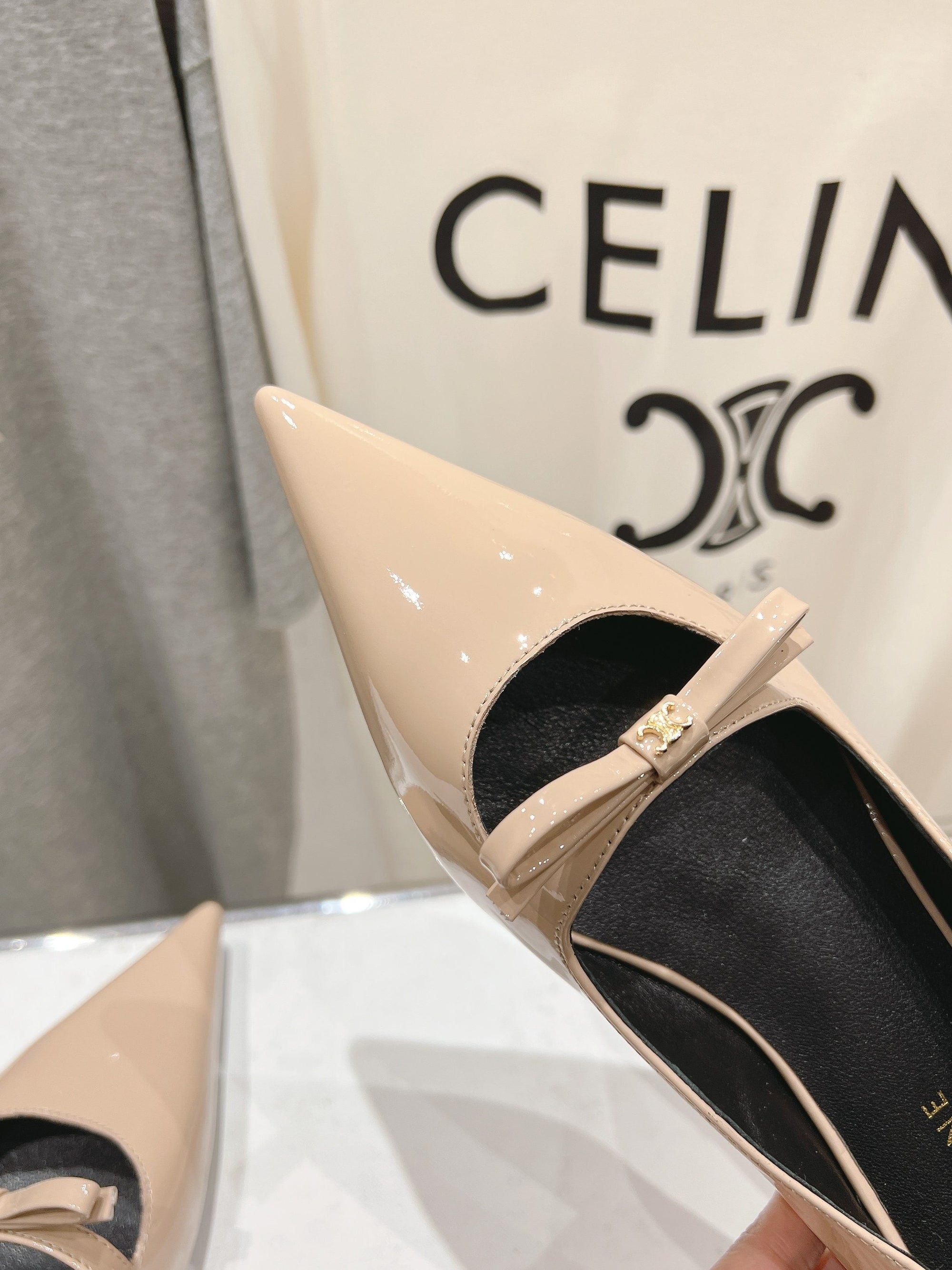 CELINE 25C Ballet Flats Nude Patent Leather 236745