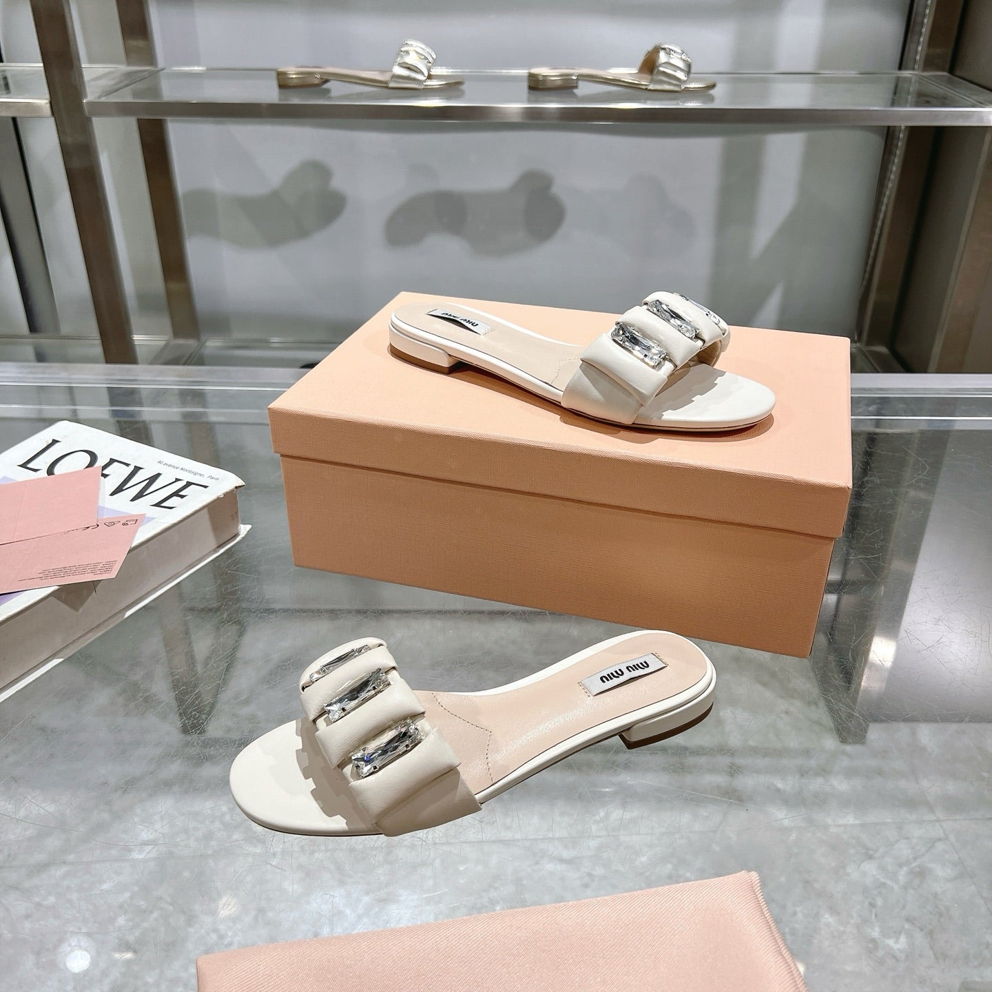 Miu 25C Slippers Beige Cream Leather 235283
